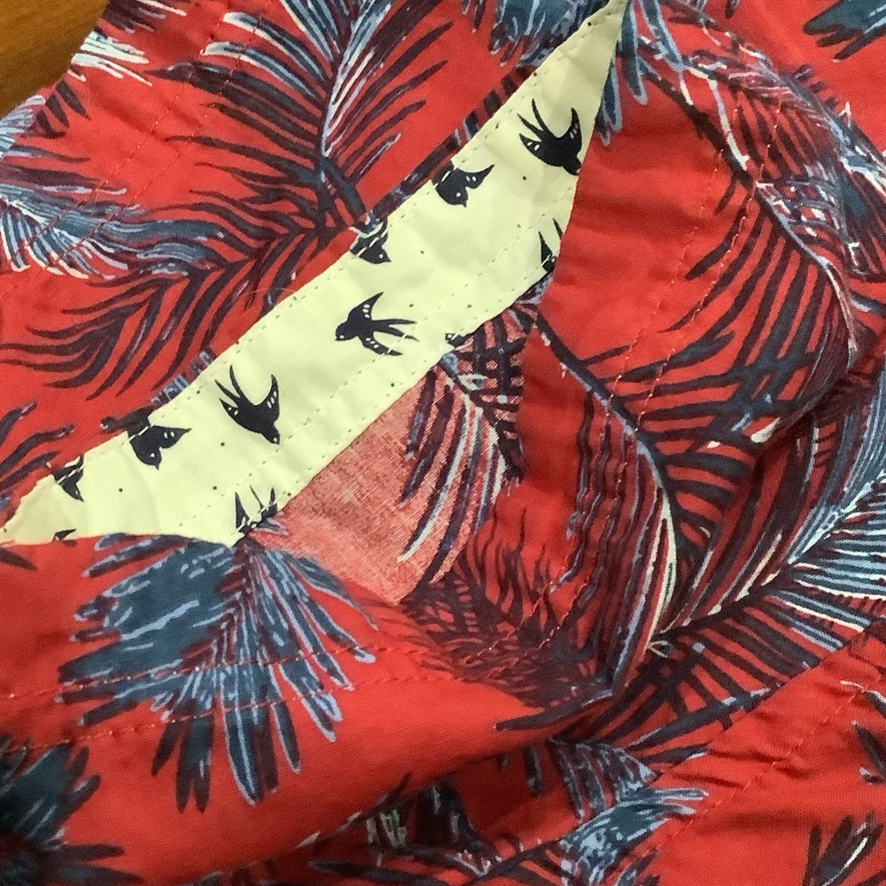 Men’s Short Sleeve button shirt. - Picture 9 of 9